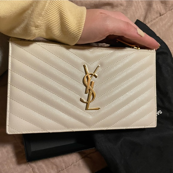 YSL POUCH FOR SALE - Picture 4 of 9